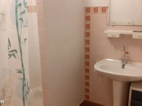 Appartement à louer centre de Chalais 16210