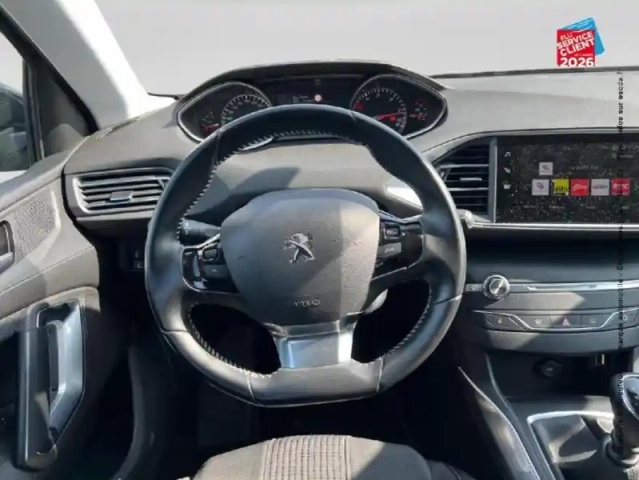 Peugeot 308 1.5 bluehdi 130ch s&amp;s allure — photo 12