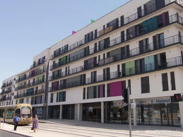Studio 1 pièce 25 m²