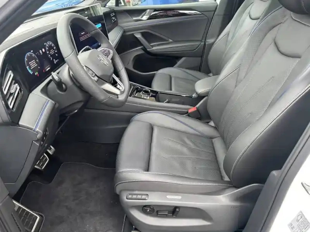 Volkswagen Tiguan 2.0 tdi 150ch dsg7 — photo 14