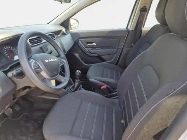 Dacia Duster 1.0 eco-g 100ch expression 4x2 — photo 14