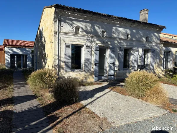 Local commercial 90 m² Ludon-Médoc