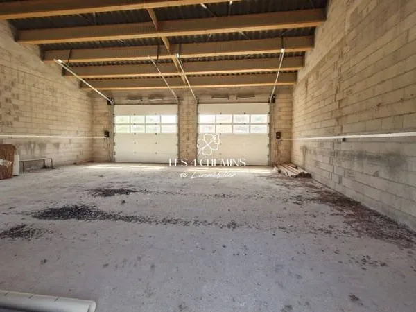 Box de stockage 110 m²