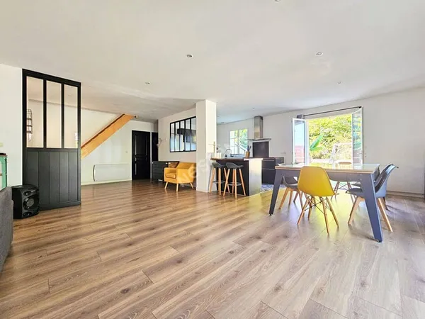 Maison 7 pièces 171 m²