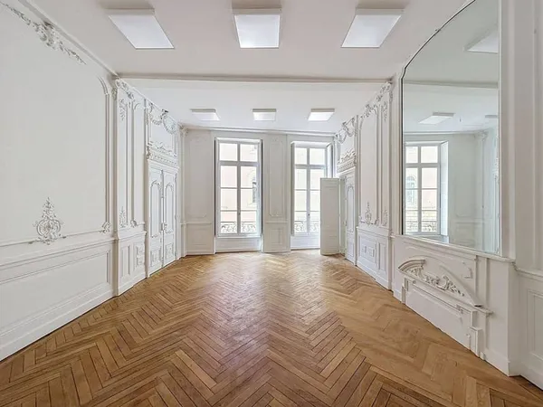Bureaux 325 m²