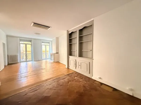 Appartement T3 + studio 119.20 m2