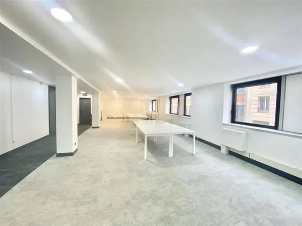 Bureaux 200 m²