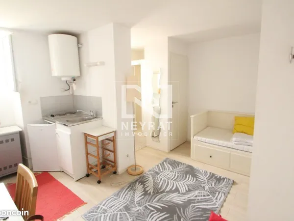 Studio 1 pièce 16 m²