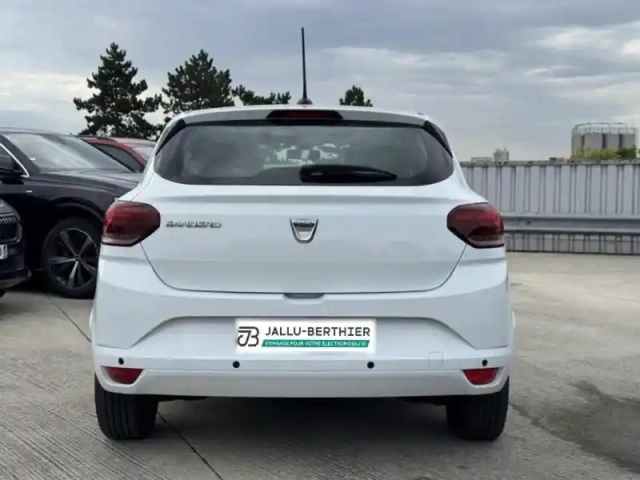 Dacia Sandero 1.0 tce 90ch confort cvt -22 — photo 5
