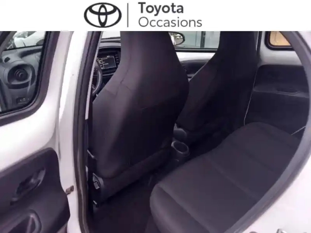 Toyota Aygo X 1.0 vvt-i 72ch active business my23 — photo 14