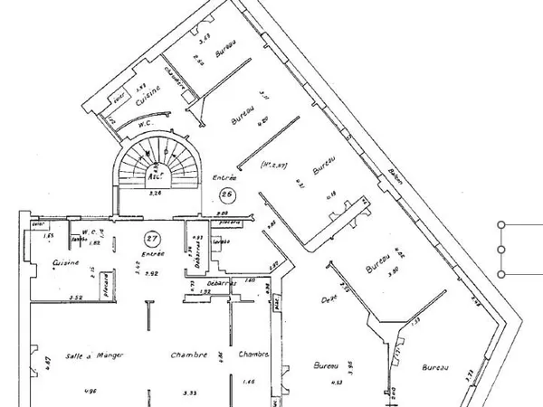 Bureau 130 m²