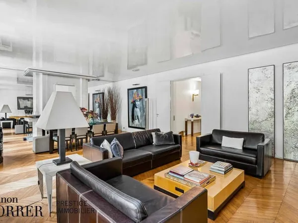 Appartement 6 pièces 256 m²