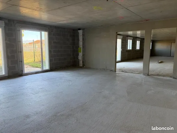 Local d'activité 300 m²