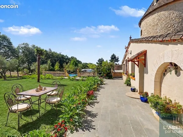 Propriété 7 pièces 260 m²