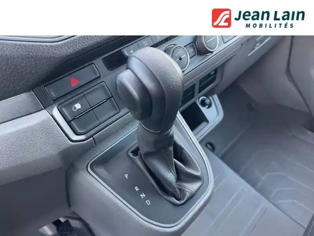 Volkswagen Crafter e- van 35 l3h3 136 ch bva — photo 13