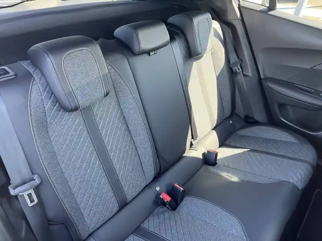 Peugeot 2008 100 s&amp;s bvm6 — photo 47