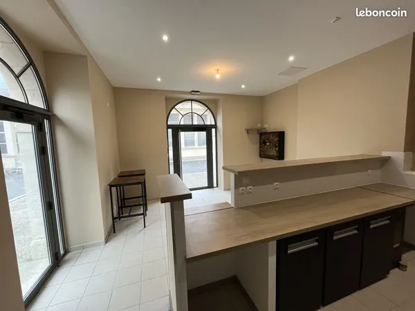 Local 35 m² Poitiers