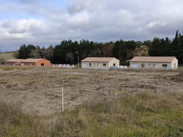 Terrain constructible La Force