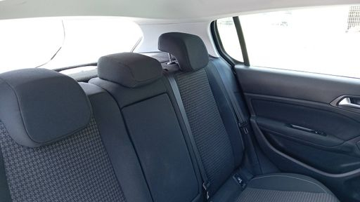 Peugeot 308 1.6 BlueHDi 120 EAT6 - Active – 2018 – 136051 km – Diesel – Boîte Automatique — photo 18
