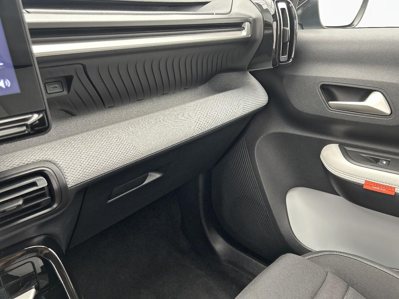 Citroën C3 turbo 100 ch manuelle max — photo 27