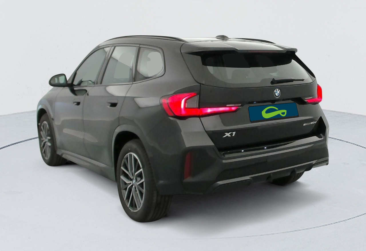 BMW X1 — photo 3