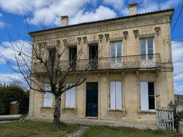 Maison 6 pièces 193 m²