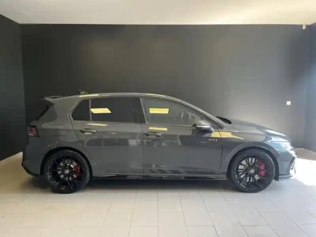 Volkswagen Golf 2.0 tsi 300ch gti clubsport dsg7 — photo 7