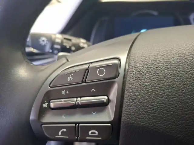Hyundai Ioniq plug-in 141 ch — photo 60
