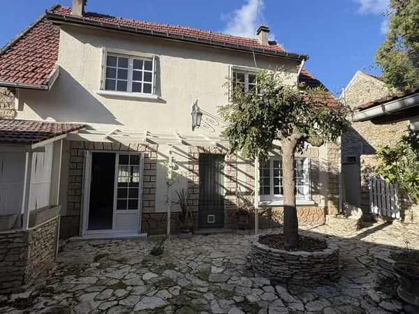 Foulangues maison en pierres de 85m2