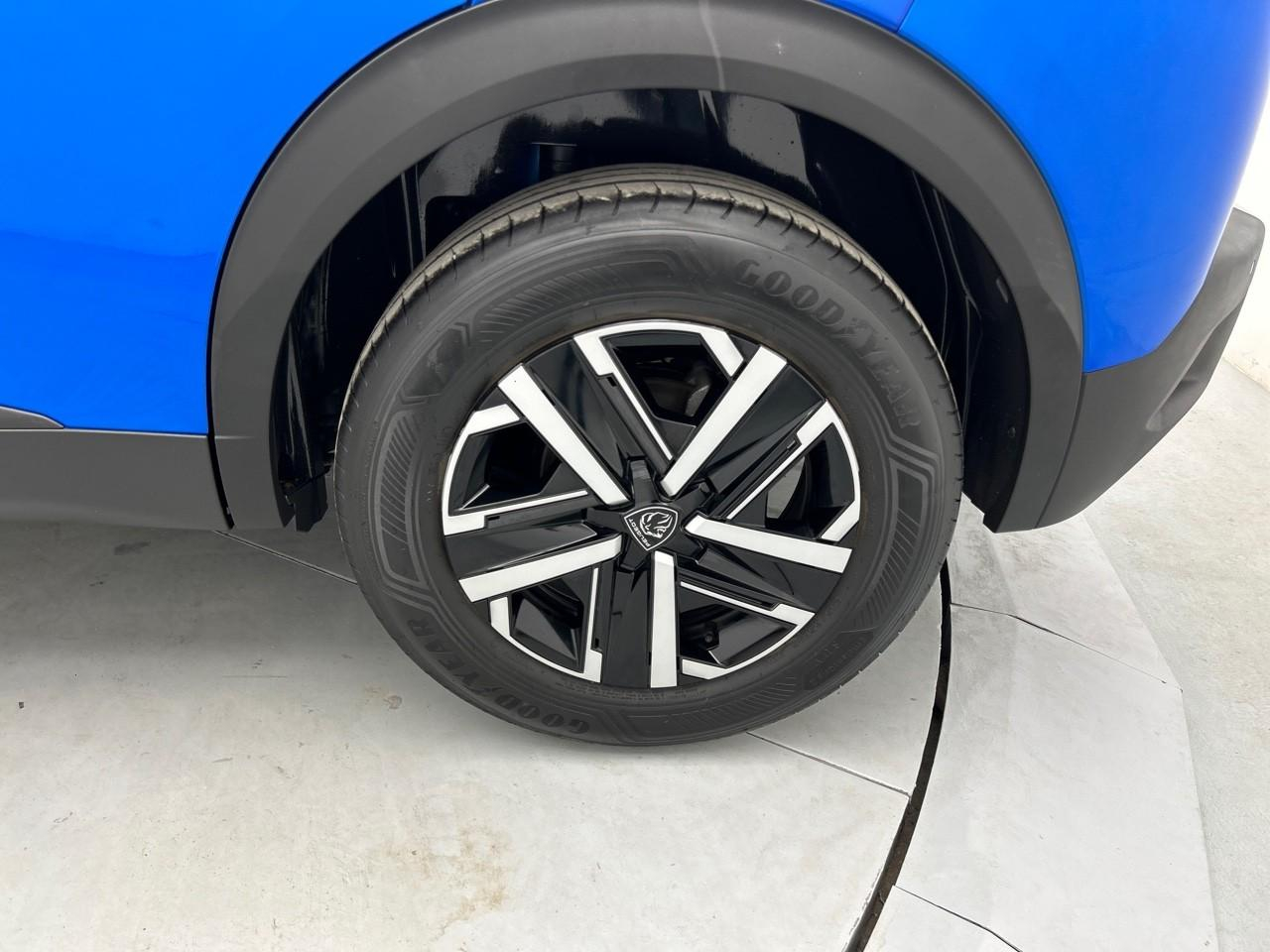 Peugeot 2008 hybrid 136 e-dcs6 style — photo 16
