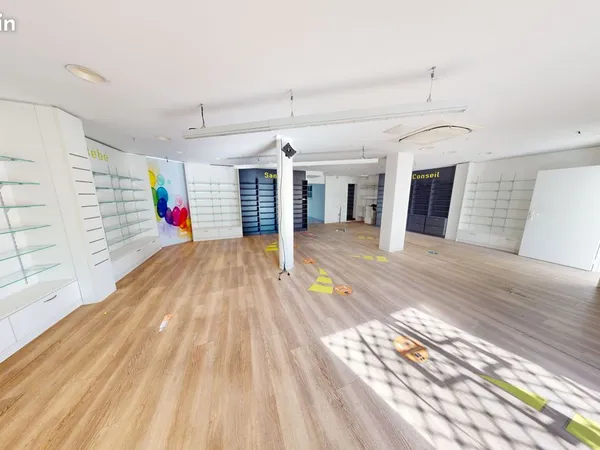 Local commercial cours gambetta