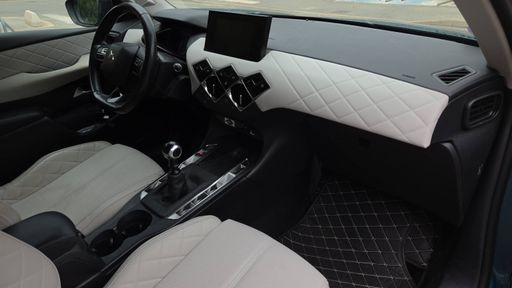 DS DS3 Crossback 1.2 PureTech 100 - So Chic – 2021 – 44655 km – Essence – Boîte Manuelle — photo 24