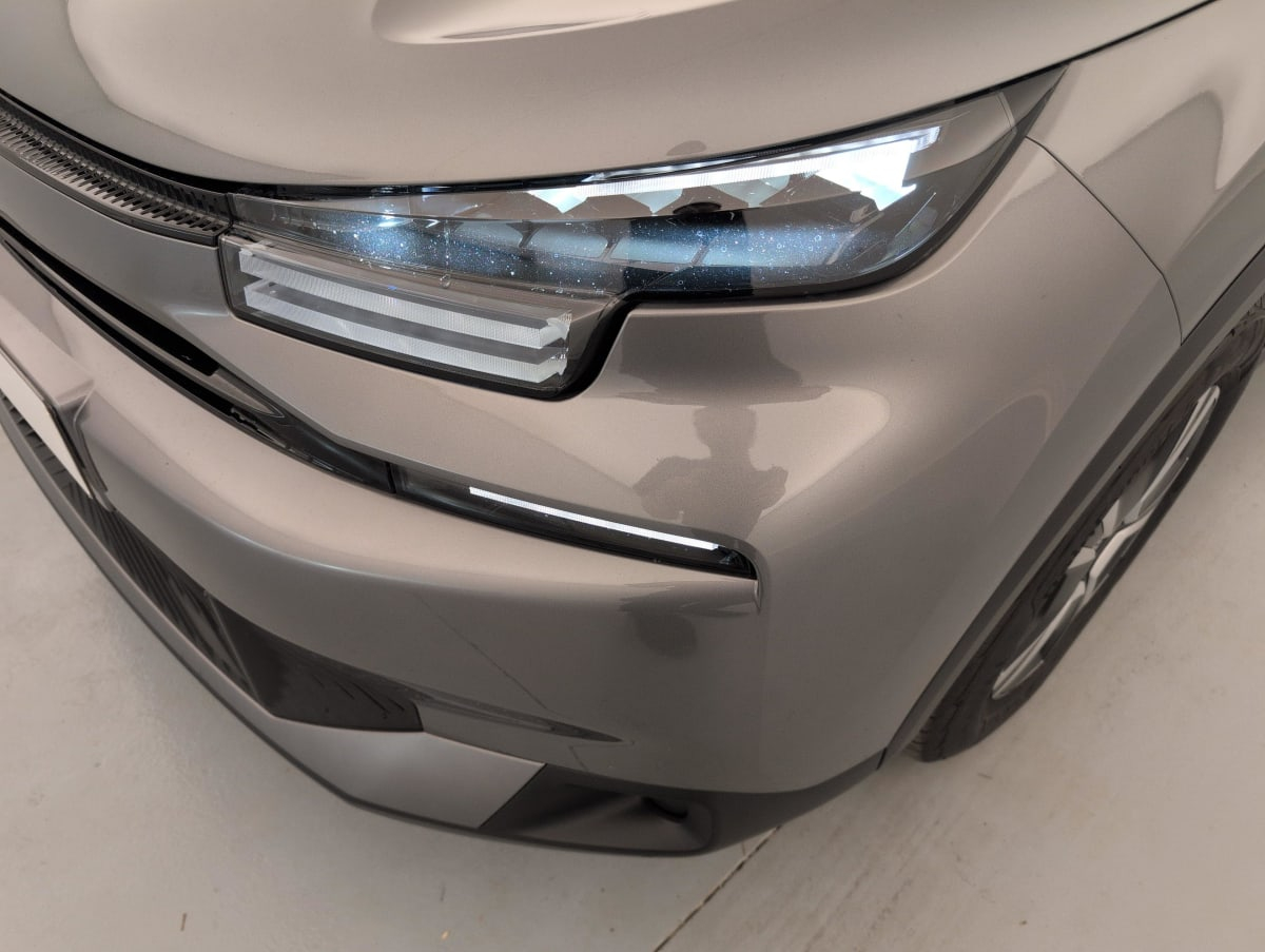 Citroën C4 — photo 21