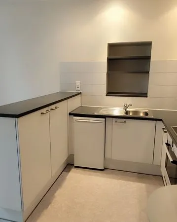 A louer joli appartement 2 pièces excellent état et très bien équipé