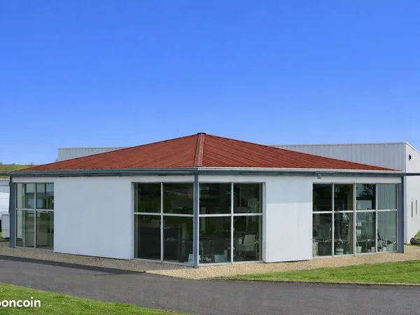 Local commercial 200 m² LA CHÂTAIGNERAIE