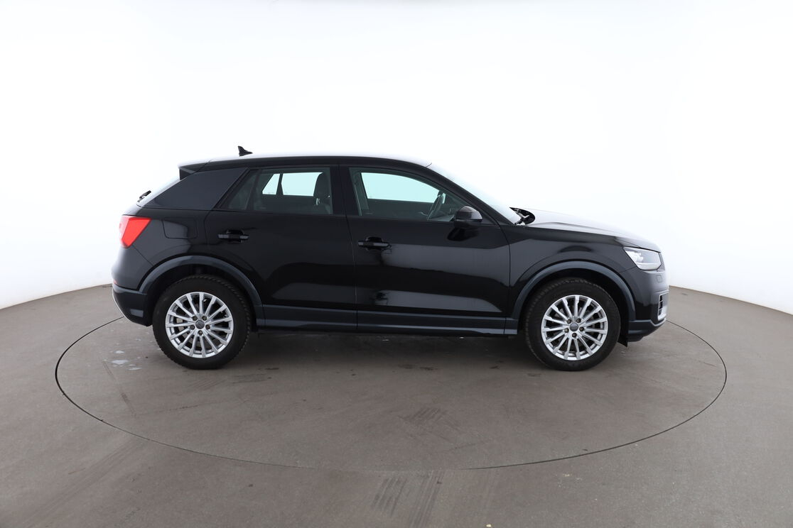 Audi Q2 30 TFSI Design — photo 6