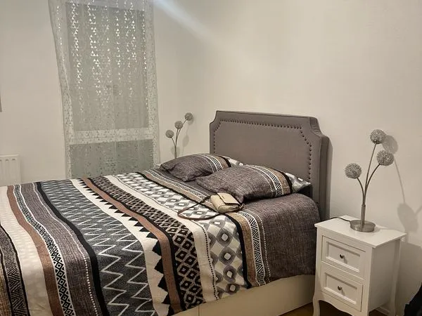 Chambre meublée chez l'habitant - Évry - Idéal étudiant