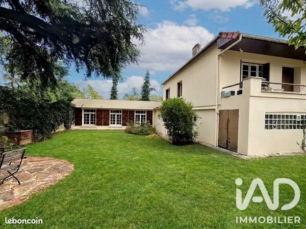 Immeuble de rapport 294 m²