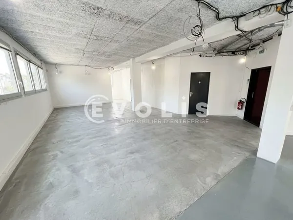 Locaux d'activité - A LOUER - 260 m² non divisibles