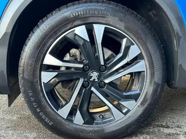Peugeot 2008 1.2 puretech 130ch s&amp;s allure 7cv — photo 5