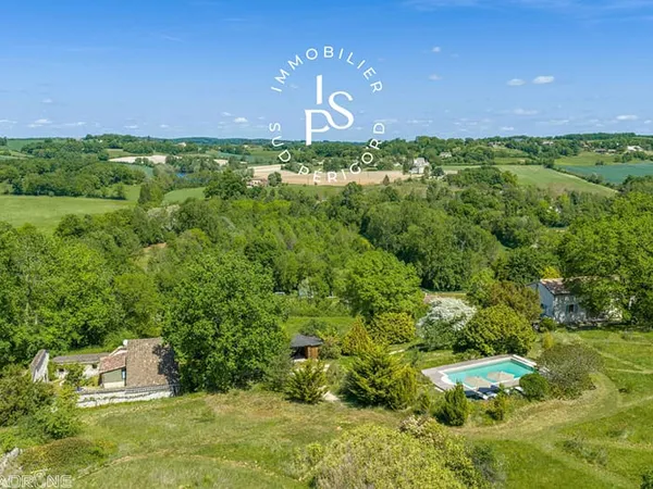 Maison en pierre avec Gîte sur 6 hectares, Villeréal