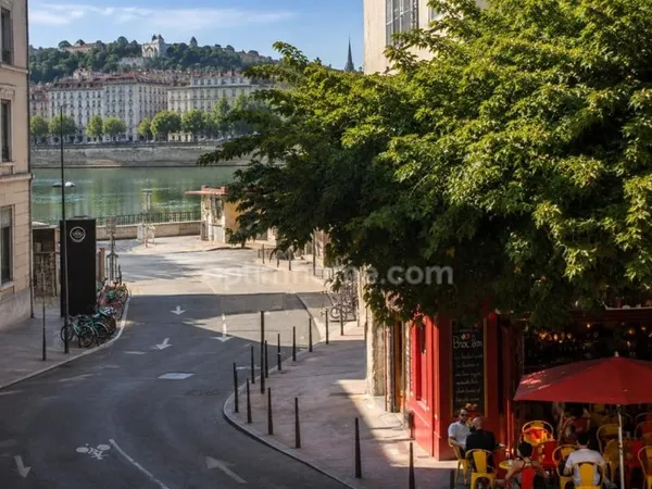Lyon 1 - Presqu'île - Appartement ancien divisible en 2 lots : opportunité d'investissement locatif