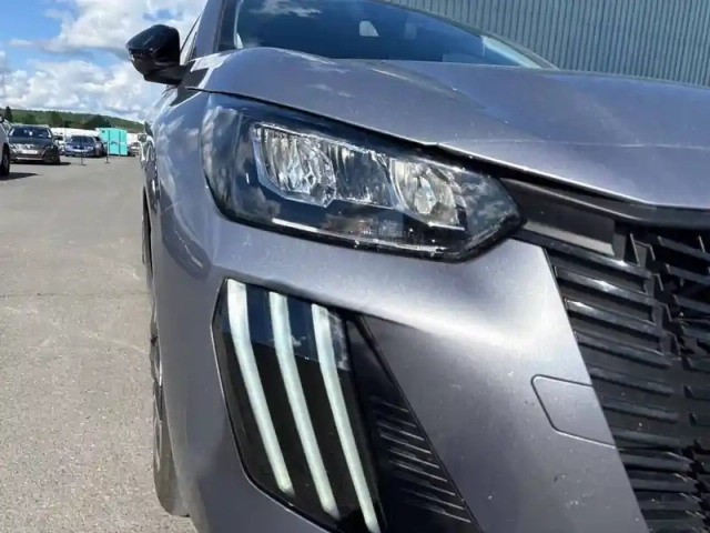 Peugeot 208 hybrid 100 e-dcs6 — photo 16