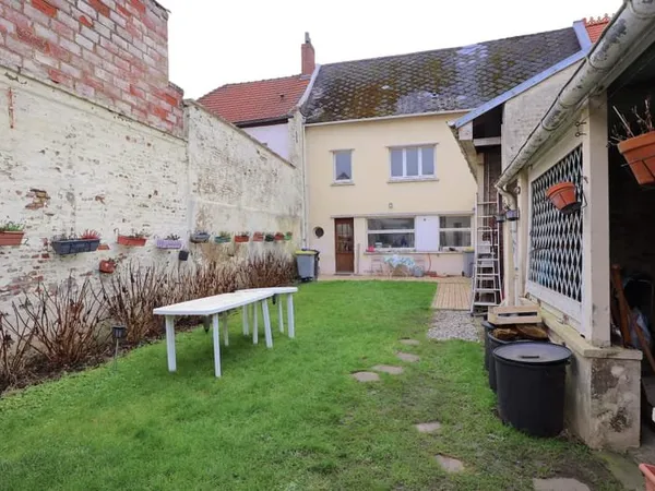 Grande maison de 125m², 3 chambres et grand jardin en centre-ville