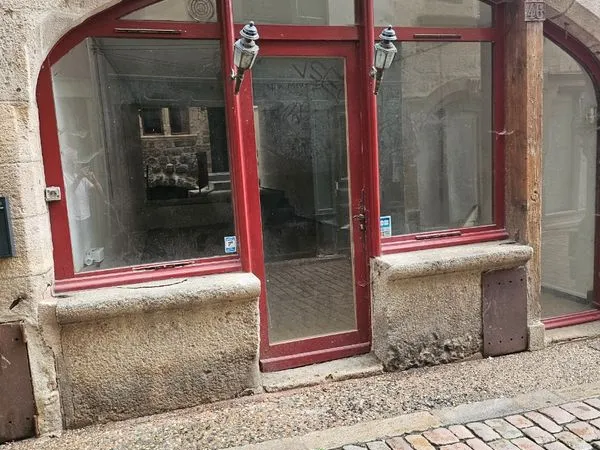 Local commercial