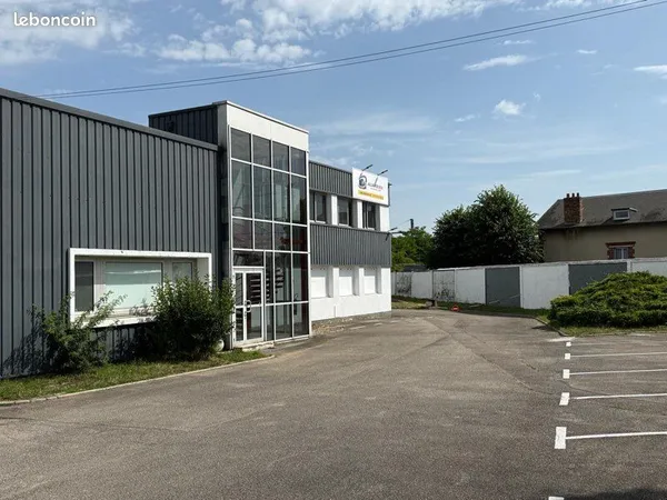 Location Garde-meuble / Box