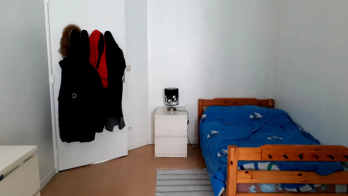 Photo 1