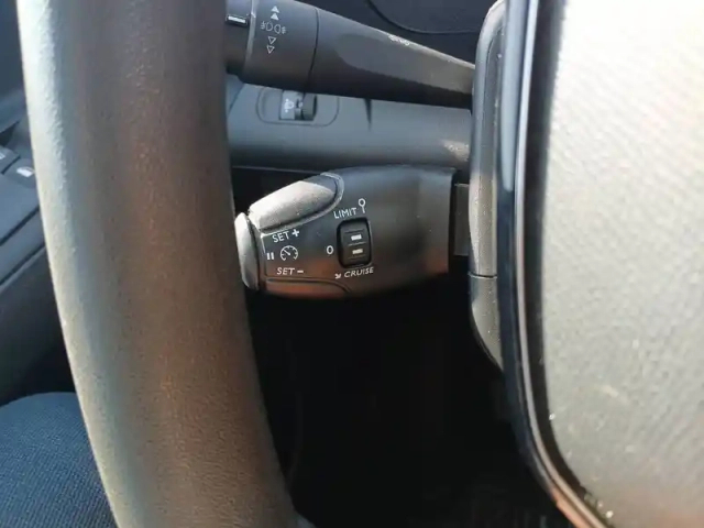Peugeot Partner fourgon standard 650 kg bluehdi 100 s&amp;s bvm6 — photo 56