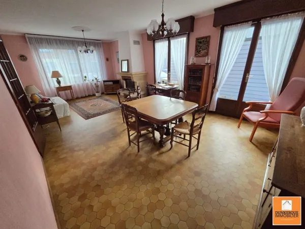 Maison 6 pièces 140 m²