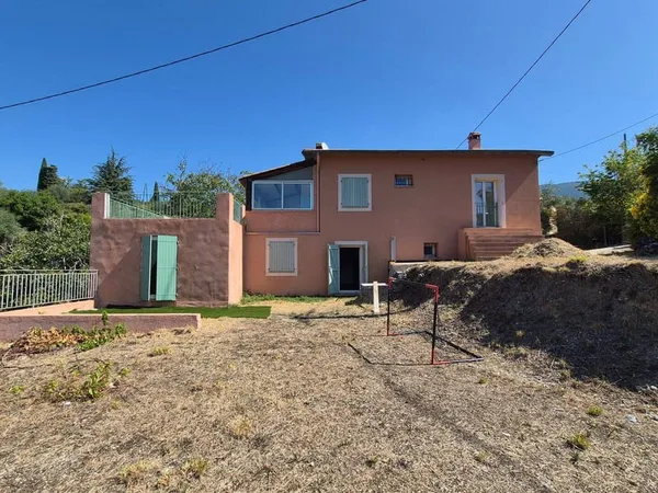 Villa 6 pièces 207 m²